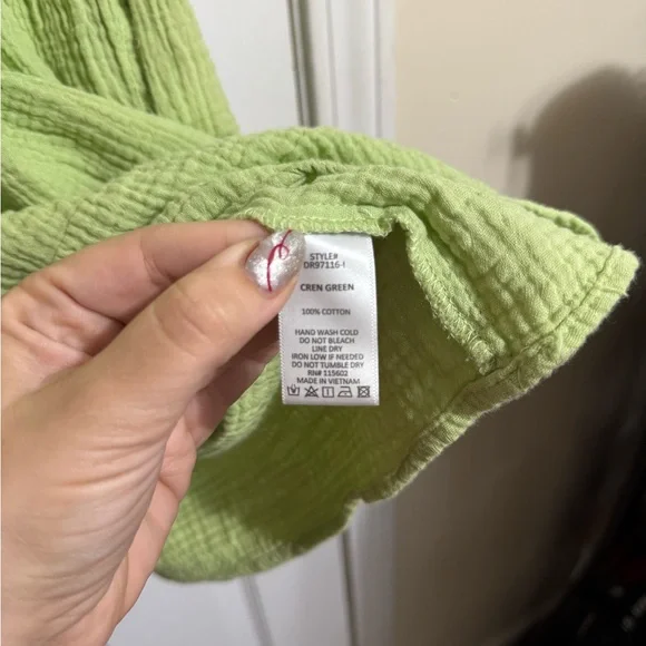 Lush Light Green Textured Tunic Top - Picture 4 of 5